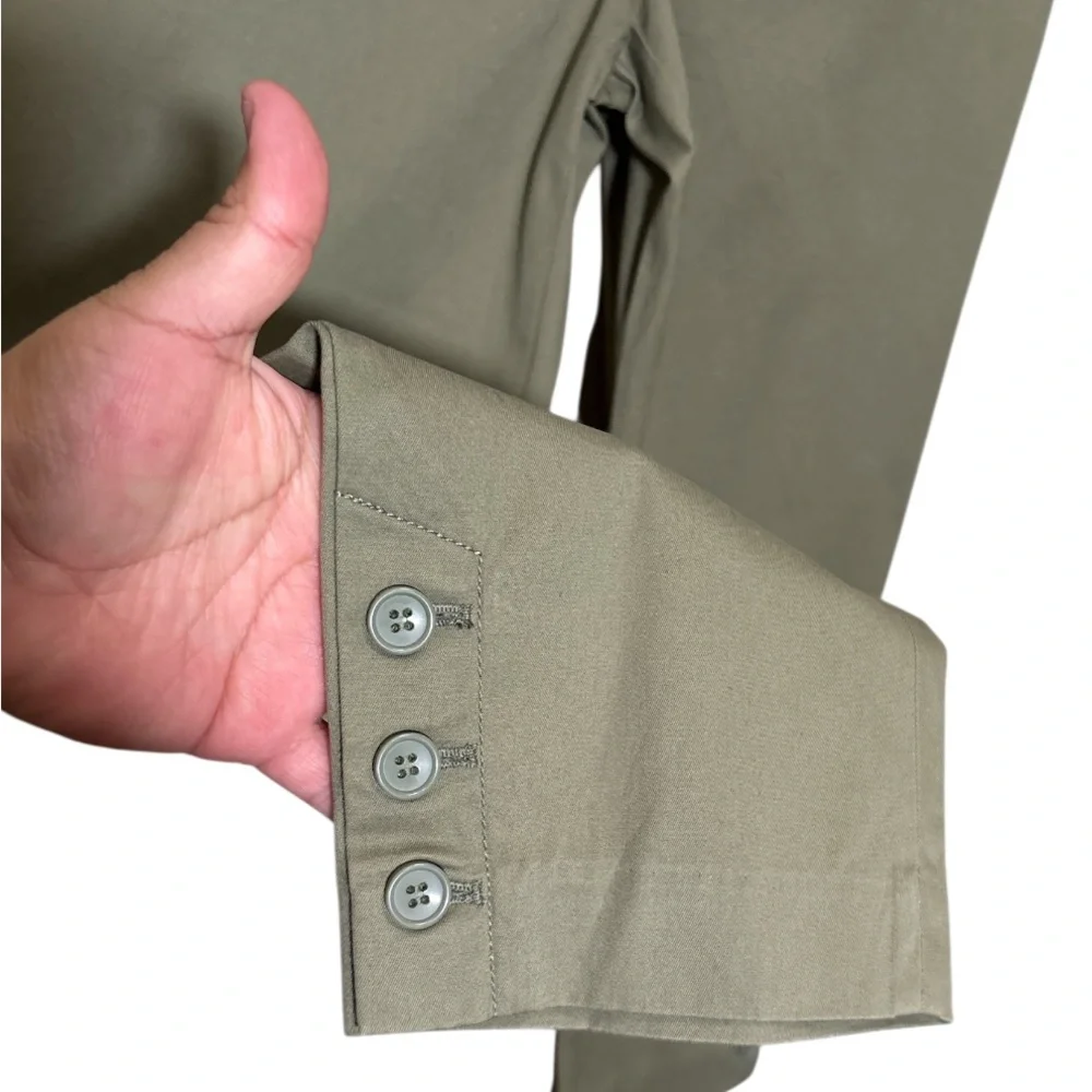 Talbots Green Perfect Crop Pants,Size 2P,Made in Indonesia,98% Cotton,2% Spandex